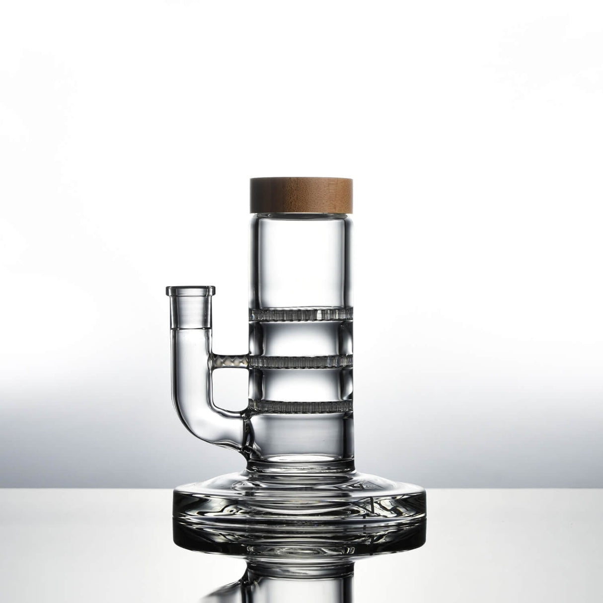 Vitae Glass  Tri-combs Base